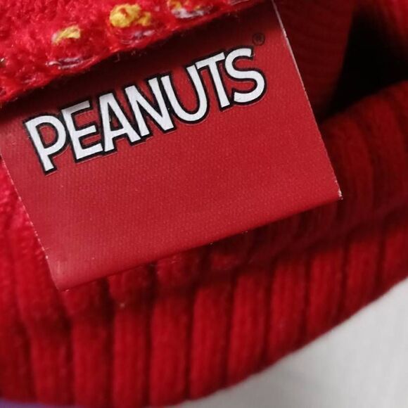 Peanuts Snoopy Holiday Pom Beanie Hat -G - Picture 3 of 3